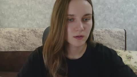 dolcezza_ online show from June 2026 11:32:02 AM