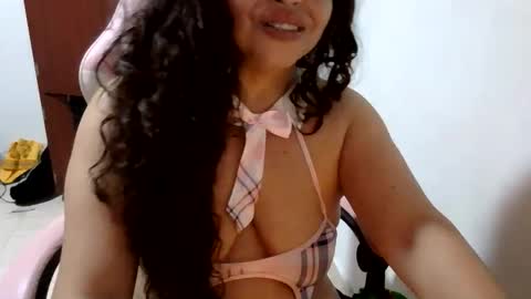 Snapshot of doll78latin chatting on June 2026 04:57:01 AM doll78latin online show from June 2026 04:57:01 AM