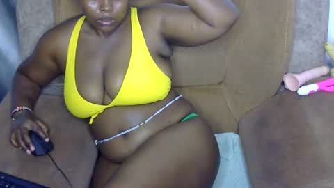 doll_9 online show from September 2025 06:29:02 PM