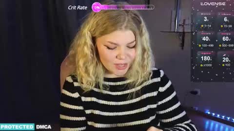Snapshot of doll_chloe_ chatting on December 2024 02:02:01 PM Chloe online show from December 2024 02:02:01 PM