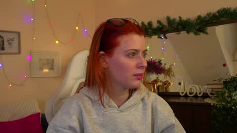 Your doll Lesli online show from December 2024 02:33:02 PM