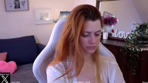 Your doll Lesli online show from March 2025 09:17:02 AM