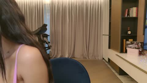 Lexi online show from February 2026 03:15:02 PM