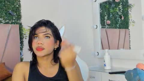 doll_lovexxxx online show from November 2025 02:56:02 AM