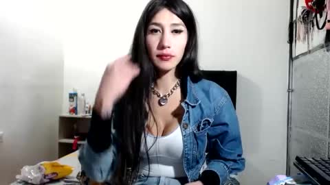 Catherine XXX online show from February 2025 08:40:01 AM