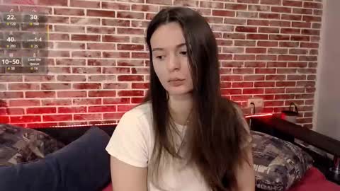 Snapshot of doll_tiffany chatting on November 2025 05:51:01 AM Jade online show from November 2025 05:51:01 AM