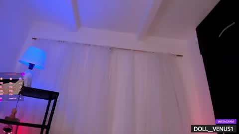 Roxana  independent model can you help me reach 100 hands up uwu online show from February 2025 01:11:02 AM