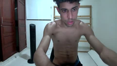 DollarHot30 online show from December 2024 05:36:02 AM