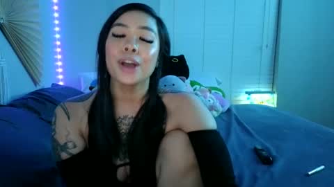 DOLLLFACE online show from February 2025 09:35:02 AM