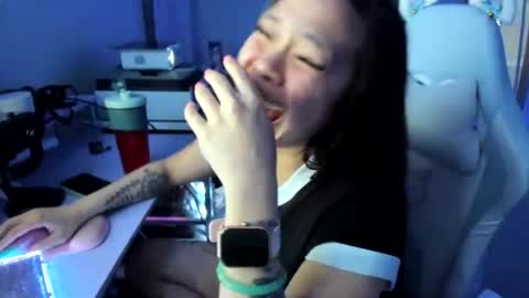 DOLLLFACE online show from April 2026 04:34:01 AM