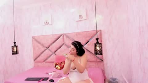 Antonella  online show from June 2026 12:41:02 PM