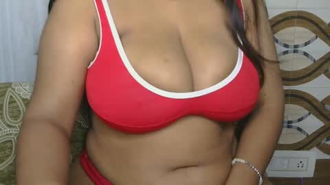 dolly_2 online show from February 2025 04:26:02 AM