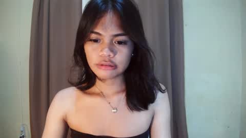 Snapshot of dolly_angel2 chatting on January 2025 06:56:02 PM dolly_angel2 online show from January 2025 06:56:02 PM