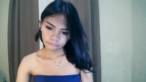 Snapshot of dolly_angel2 chatting on January 2025 05:05:01 PM dolly_angel2 online show from January 2025 05:05:01 PM