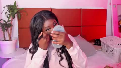 emily --  online show from January 2025 04:52:02 AM