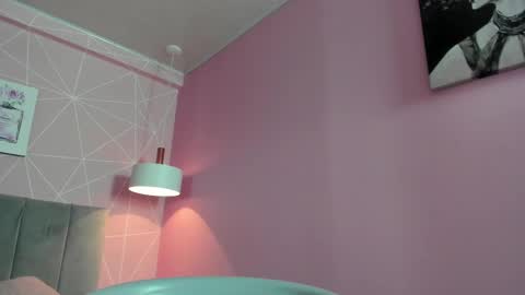 Call me Zoe  online show from February 2025 04:24:02 AM