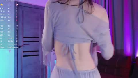 Vikky online show from March 2025 05:14:02 PM