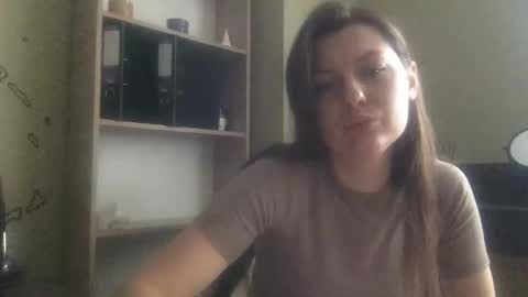 Snapshot of dollyroma chatting on December 2025 08:45:01 AM DollyRoma online show from December 2025 08:45:01 AM