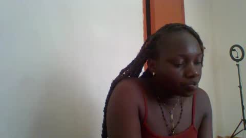 Snapshot of dollyvee chatting on April 2026 11:46:02 AM dollyvee online show from April 2026 11:46:02 AM