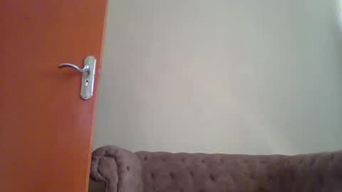 Snapshot of dollyvee chatting on June 2026 11:47:01 AM dollyvee online show from June 2026 11:47:01 AM
