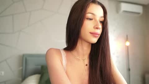 Snapshot of dollyvela chatting on May 2026 01:19:01 PM Dolly online show from May 2026 01:19:01 PM