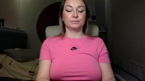 DOM MUMMY online show from December 2024 05:51:01 AM