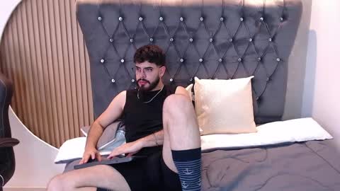 Snapshot of domboy_ chatting on May 2026 08:27:01 PM domboy online show from May 2026 08:27:01 PM