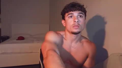 Dom online show from April 2026 04:01:01 AM