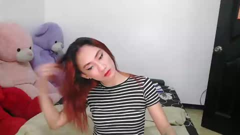 Snapshot of domina_sabrina chatting on January 2025 10:27:01 AM domina_sabrina online show from January 2025 10:27:01 AM