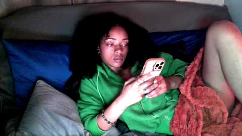 dominaferox online show from April 2026 02:33:02 AM