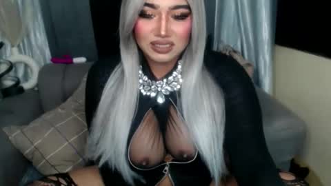 dominant10inchcock online show from December 2025 05:20:01 PM