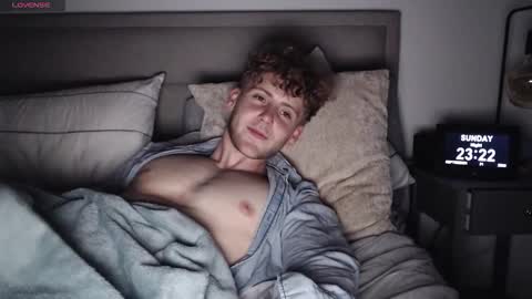 Alex...  online show from September 2025 10:22:02 PM