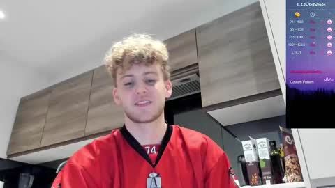 Alex...  online show from September 2025 01:14:02 PM