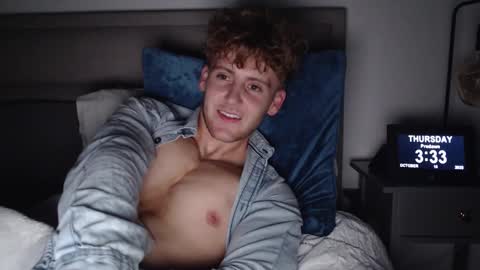 Alex...  online show from October 2025 02:34:01 AM