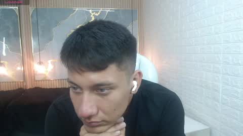 domi online show from April 2026 09:31:02 PM