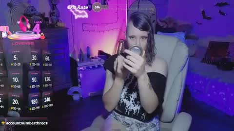 Snapshot of dominantman18064 chatting on June 2026 11:17:01 PM Bigbearnbunnyboy online show from June 2026 11:17:01 PM
