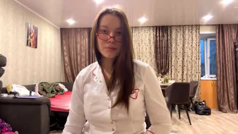 Olivia online show from November 2025 01:38:01 AM