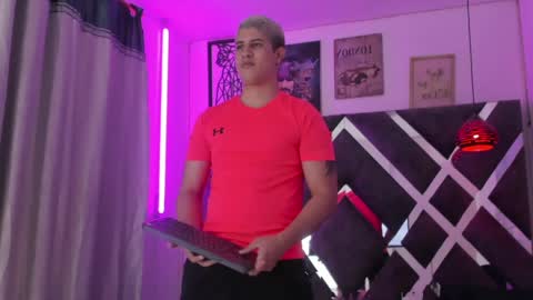 DOMI online show from April 2026 03:56:01 AM