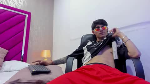 Snapshot of dominic_foox chatting on February 2026 12:58:02 AM Dominic foox online show from February 2026 12:58:02 AM