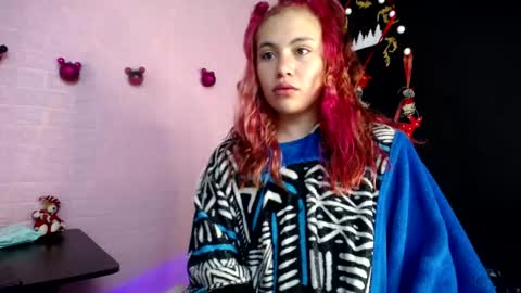 Snapshot of dominic_queen chatting on December 2025 11:17:01 AM online show from December 2025 11:17:01 AM