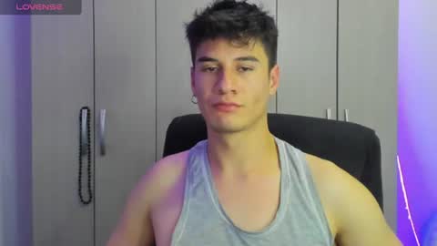 Snapshot of dominic_radccliffe chatting on July 2026 01:43:02 AM Your real love online show from July 2026 01:43:02 AM