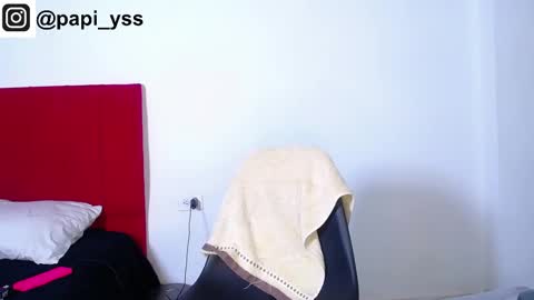 dominic_smith_ online show from September 2025 06:40:01 PM