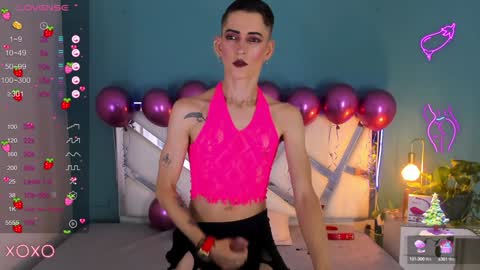 Dominic online show from December 2024 05:55:02 PM