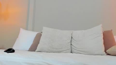 Dominick Star online show from February 2025 07:56:02 AM