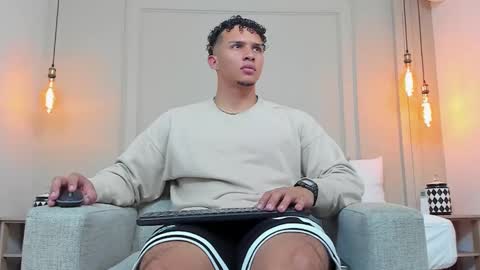 Dominick Star online show from February 2025 03:44:02 AM