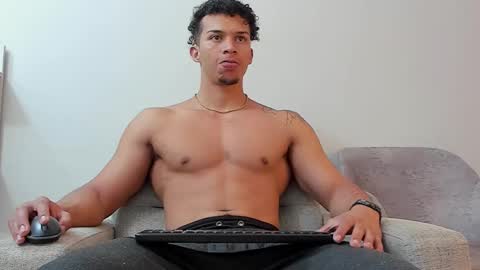 Dominick Star online show from March 2025 04:19:01 AM