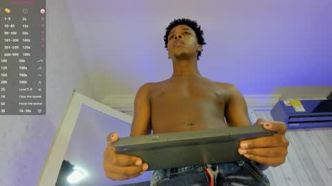 Dominicscott online show from September 2025 12:43:02 PM