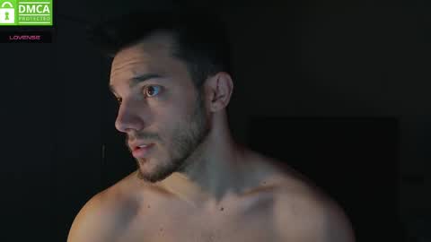 Snapshot of dominicvalente chatting on May 2026 02:00:02 PM dominicvalente online show from May 2026 02:00:02 PM