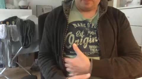 dominik_home online show from January 2025 09:13:02 AM