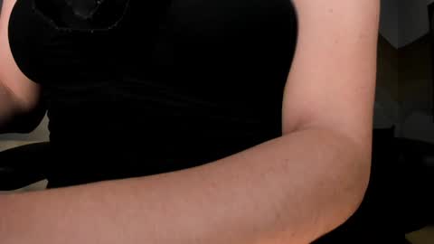 Dominique online show from December 2024 03:51:02 AM